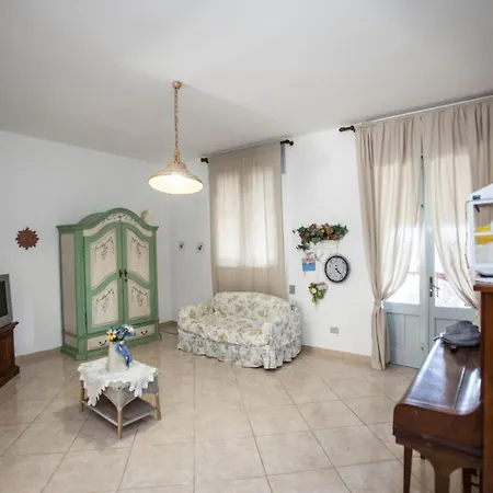 Apartman Lucistella *